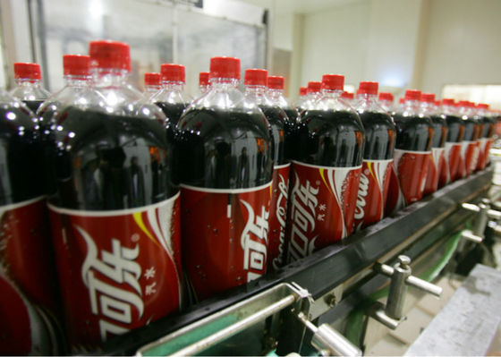 中国 コーラの炭酸水・の飲料の生産ライン、ペットびんのために産業炭酸化作用機械 サプライヤー