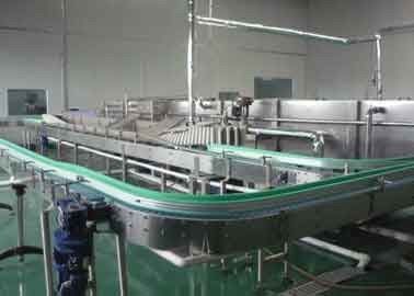 中国 2/スリー ピースののための耐久の炭酸清涼飲料機械生産ライン缶 サプライヤー